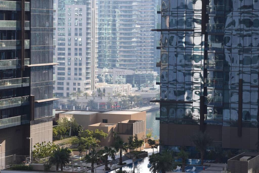 High Floor With City Skyline & Burj Khalifa View 3 Bedroom Unit Marina 두바이 외부 사진