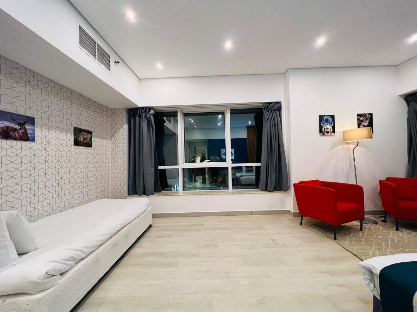 High Floor With City Skyline & Burj Khalifa View 3 Bedroom Unit Marina 두바이 외부 사진