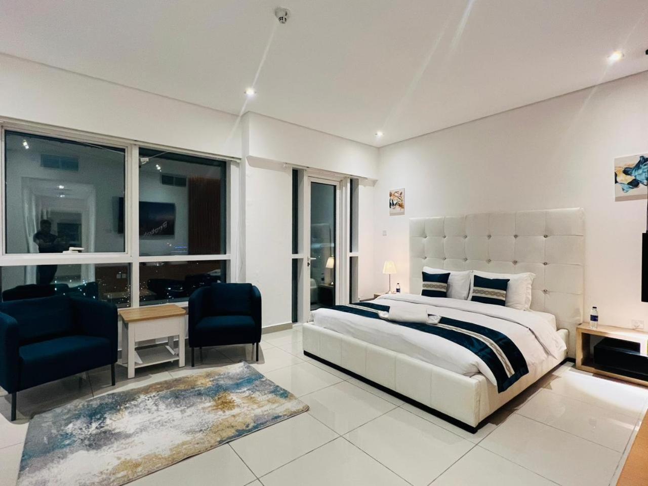 High Floor With City Skyline & Burj Khalifa View 3 Bedroom Unit Marina 두바이 외부 사진
