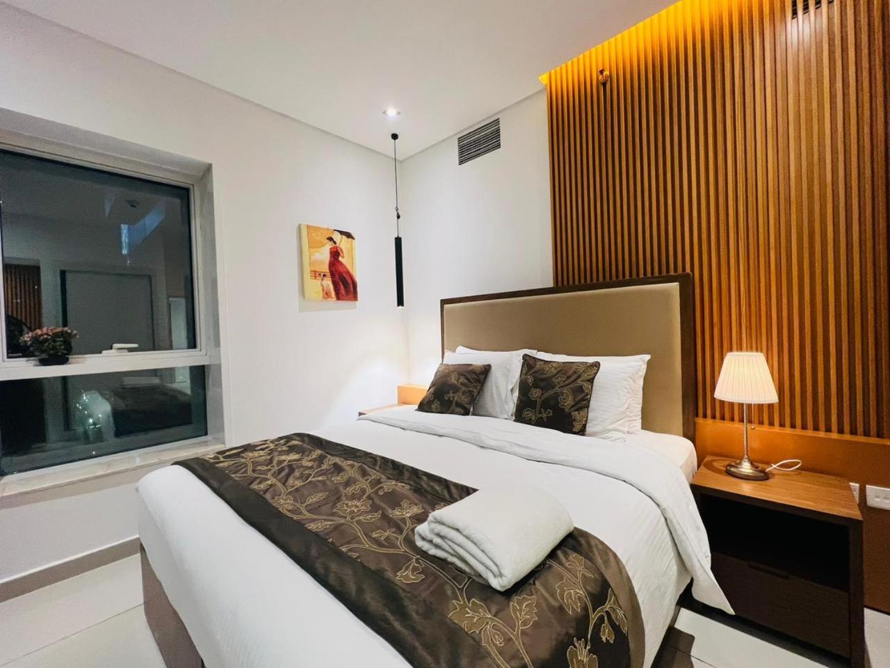 High Floor With City Skyline & Burj Khalifa View 3 Bedroom Unit Marina 두바이 외부 사진